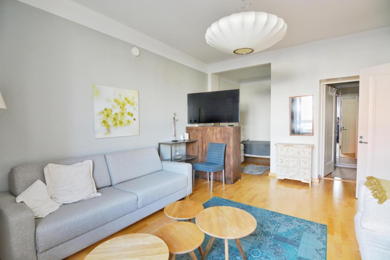 Homely - City Apartment 50M2 ヘルシンキ エクステリア 写真